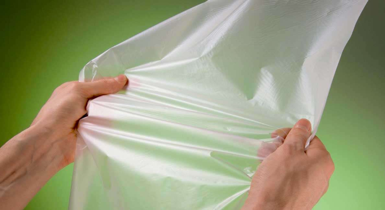 ПОЛИМЕРНЫЕ КОМПОЗИЦИИ ДЛЯ ПОЛУЧЕНИЯ УСТОЙЧИВЫХ К ТЕРМООКИСЛЕНИЮ МОНОЛИТОВ И ПЛЕНОЧНЫХ ПОКРЫТИЙ НА ОСНОВЕ ПОЛИЭТИЛЕНА